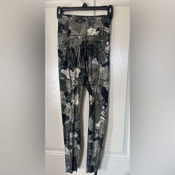 Nike ACG AOP Tights Size xs green white and black - Picture 4 of 8